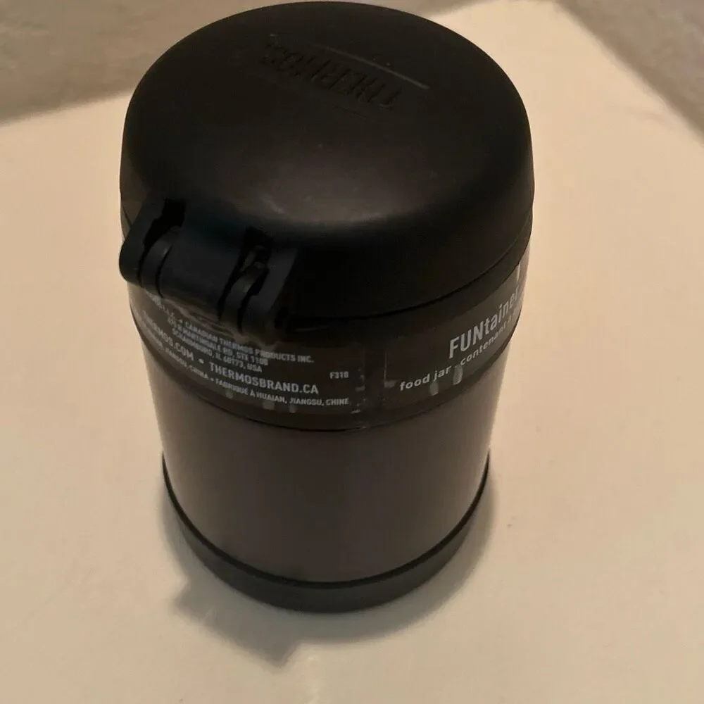 Thermos Kids 10oz Food Jar With Spoon Black 5 Hour School Work Travel NWT